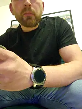 Snapshot of mikhael9999 chatting on March 22, 2025, 9:10 pm mikhael9999 online show from March 22, 2025, 9:10 pm