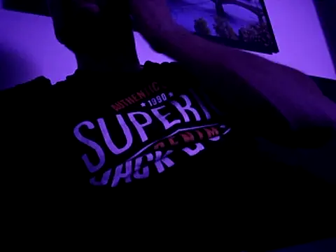 Snapshot of mikhael9999 chatting on October 31, 2025, 9:49 pm mikhael9999 online show from October 31, 2025, 9:49 pm