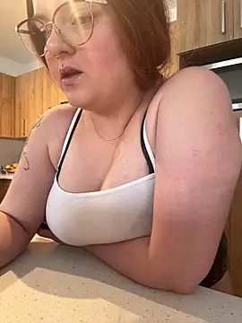 Sweetleeahxx online show from March 19, 2025, 12:56 pm