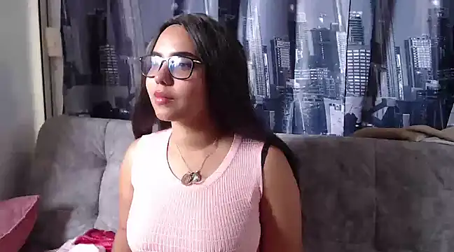 Miapeyton online show from January 23, 2025, 3:32 pm