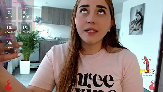 Lucia star   online show from November 22, 2025, 4:28 pm