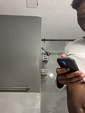 Snapshot of Festivitiesking1 chatting on November 3, 2025, 1:23 pm Festivitiesking1 online show from November 3, 2025, 1:23 pm