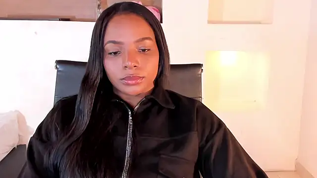 Snapshot of IvyBliss8 chatting on January 5, 2025, 12:21 pm IvyBliss8 online show from January 5, 2025, 12:21 pm