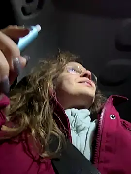 ItalianiMuli online show from November 26, 2025, 9:27 pm