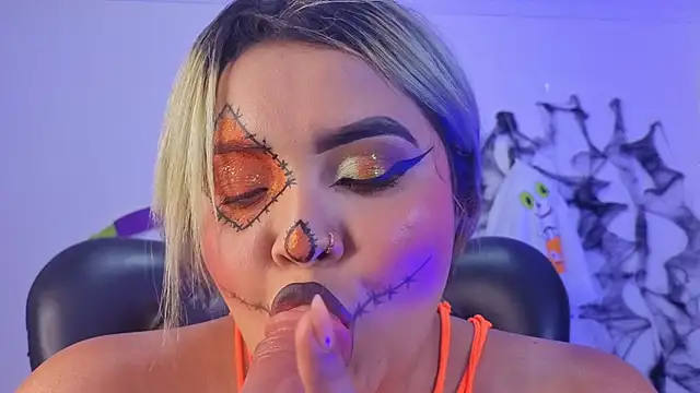 Agatha humidity online show from October 18, 2025, 5:10 am