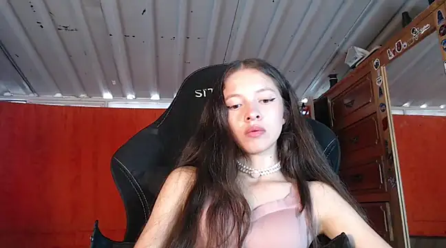 sweetdam12 online show from January 15, 2025, 7:34 pm