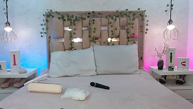 GigiVolkova online show from November 26, 2025, 3:18 am