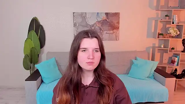 BonneyLove online show from December 4, 2025, 5:21 pm