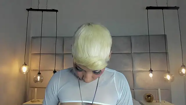 Snapshot of MiaMorgan_ chatting on January 28, 2025, 11:38 am MiaMorgan online show from January 28, 2025, 11:38 am