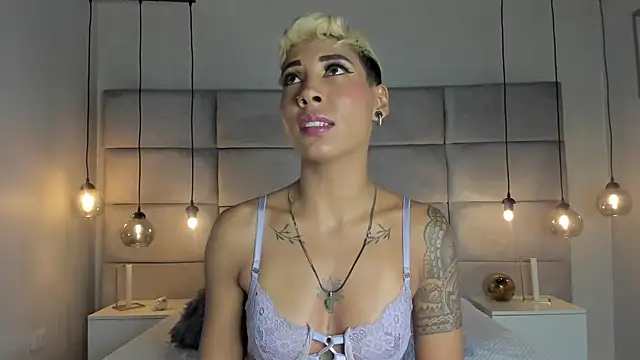 Snapshot of MiaMorgan_ chatting on January 31, 2025, 12:07 pm MiaMorgan online show from January 31, 2025, 12:07 pm