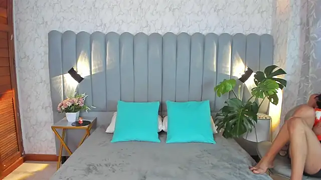 skyyfoxpraga online show from January 6, 2026, 12:31 pm