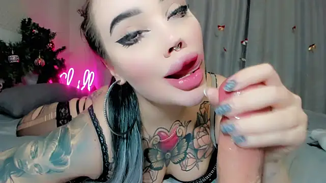 Aira vi online show from January 11, 2026, 4:17 am