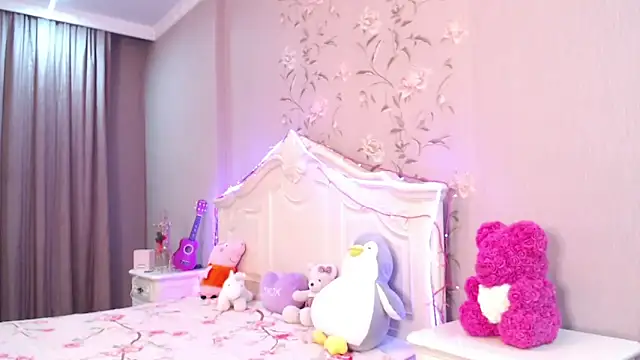Snapshot of lilianbee chatting on April 18, 2026, 7:07 pm lilianbee online show from April 18, 2026, 7:07 pm