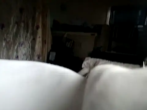 Snapshot of DevinToore chatting on November 16, 2025, 10:26 pm DevinToore online show from November 16, 2025, 10:26 pm