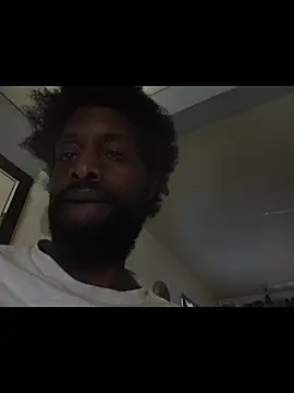 Snapshot of DevinToore chatting on February 4, 2026, 4:46 pm DevinToore online show from February 4, 2026, 4:46 pm