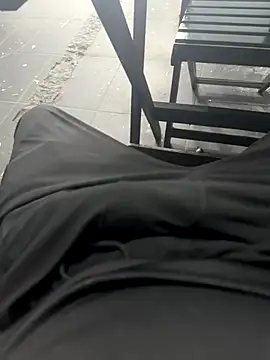 Snapshot of Farias8837 chatting on November 1, 2025, 1:57 pm Farias8837 online show from November 1, 2025, 1:57 pm