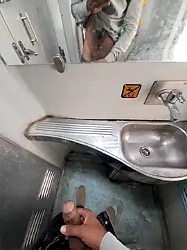 Snapshot of dickerdaddy25 chatting on February 25, 2025, 5:19 am dickerdaddy25 online show from February 25, 2025, 5:19 am