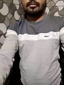 Snapshot of Jayesh_Love chatting on December 31, 2024, 4:46 pm Jayesh Love online show from December 31, 2024, 4:46 pm