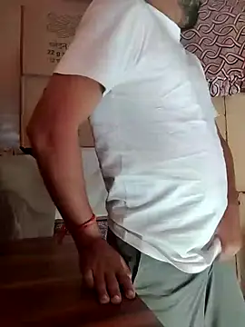 Snapshot of Jayesh_Love chatting on January 8, 2025, 4:02 am Jayesh Love online show from January 8, 2025, 4:02 am