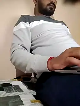 Snapshot of Jayesh_Love chatting on January 11, 2025, 1:01 pm Jayesh Love online show from January 11, 2025, 1:01 pm