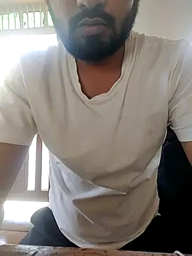 Snapshot of Jayesh_Love chatting on March 19, 2025, 8:45 am Jayesh Love online show from March 19, 2025, 8:45 am