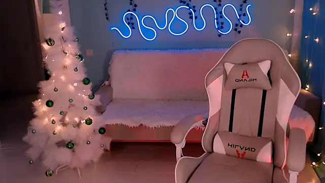 Snapshot of Sweet_Richal chatting on January 24, 2025, 10:08 pm Sweet Richal online show from January 24, 2025, 10:08 pm