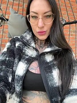 Snapshot of MeganWitch chatting on April 26, 2026, 12:03 pm MeganWitch online show from April 26, 2026, 12:03 pm