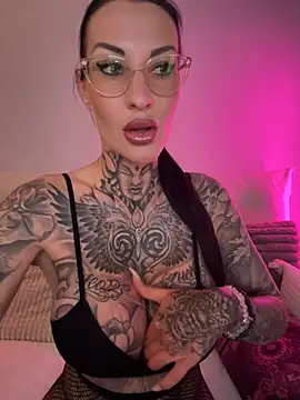 Snapshot of MeganWitch chatting on May 10, 2026, 7:30 pm MeganWitch online show from May 10, 2026, 7:30 pm