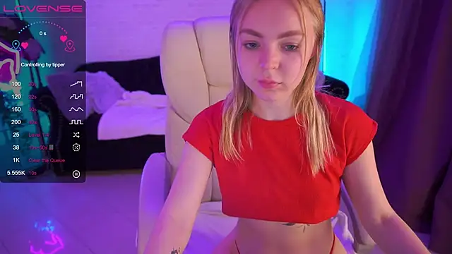 Snapshot of EmilySunshineS chatting on December 27, 2024, 4:04 am EmilySunshineS online show from December 27, 2024, 4:04 am