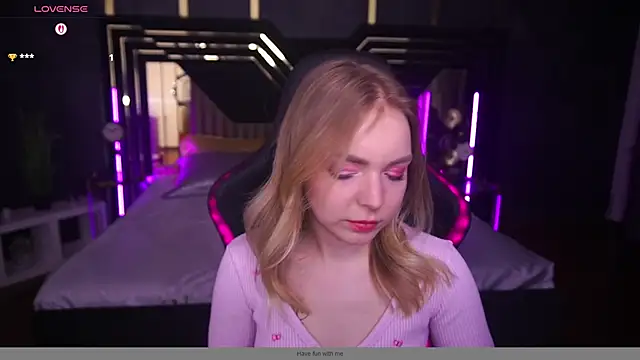 Snapshot of EmilySunshineS chatting on March 21, 2025, 2:18 am EmilySunshineS online show from March 21, 2025, 2:18 am