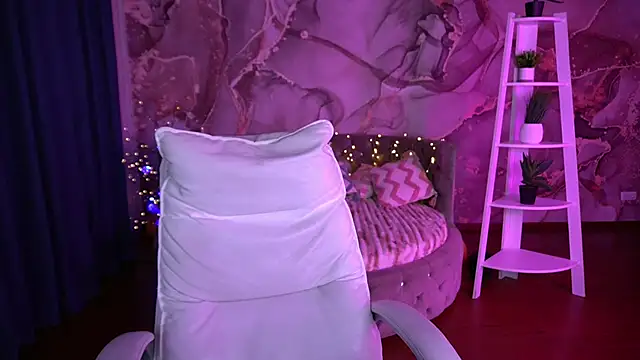 Snapshot of EmilySunshineS chatting on November 6, 2025, 9:05 pm EmilySunshineS online show from November 6, 2025, 9:05 pm