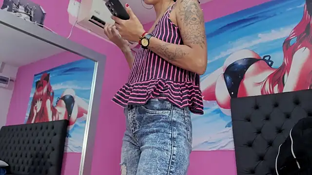  candy jade  online show from March 4, 2026, 11:27 am