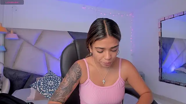 GiaFu online show from March 20, 2026, 2:33 pm