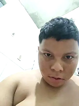 putoso031 online show from September 22, 2025, 8:00 pm