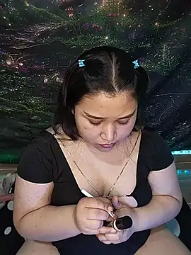 Snapshot of sharyl_24 chatting on July 11, 2026, 8:33 pm sharyl 24 online show from July 11, 2026, 8:33 pm