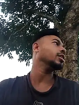 Snapshot of arafat_mia chatting on October 25, 2025, 12:18 am arafat mia online show from October 25, 2025, 12:18 am