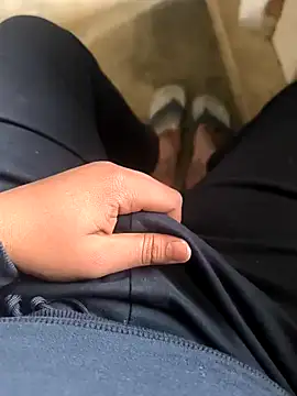 rana9639 1 online show from January 20, 2025, 5:15 am