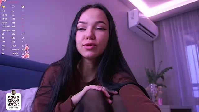 SynneFrary online show from December 2, 2025, 6:08 am