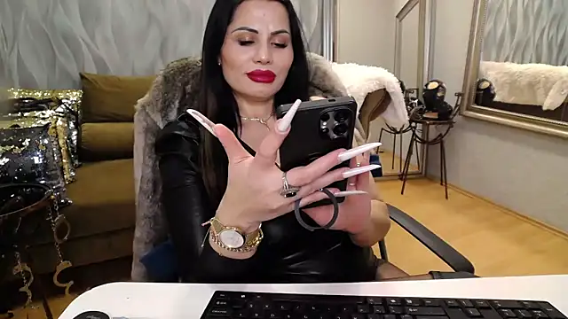 Sara Poison online show from March 5, 2026, 3:52 pm