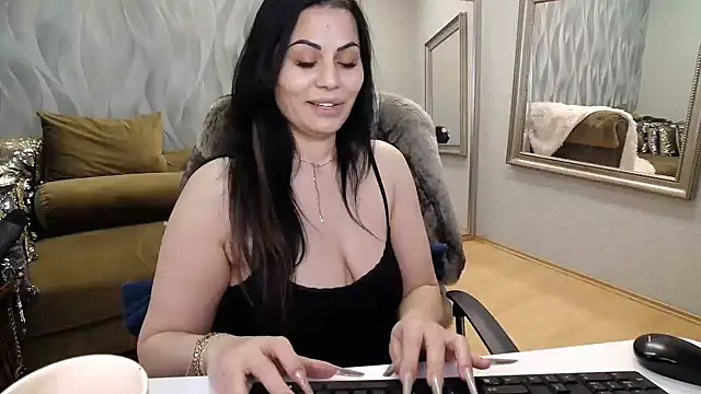 Sara Poison online show from March 12, 2026, 5:35 am