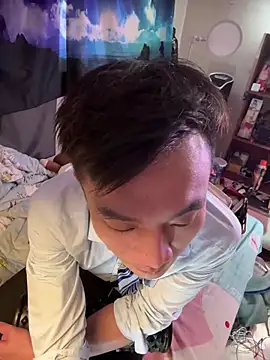 Snapshot of ex199212 chatting on February 6, 2025, 8:07 am ex199212 online show from February 6, 2025, 8:07 am