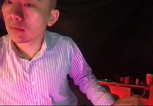 Snapshot of ex199212 chatting on March 9, 2025, 1:15 pm ex199212 online show from March 9, 2025, 1:15 pm