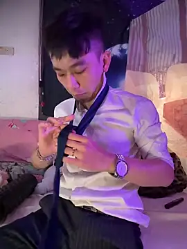 Snapshot of ex199212 chatting on March 12, 2025, 4:35 pm ex199212 online show from March 12, 2025, 4:35 pm