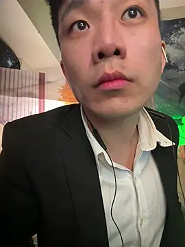 Snapshot of ex199212 chatting on March 20, 2025, 1:26 pm ex199212 online show from March 20, 2025, 1:26 pm