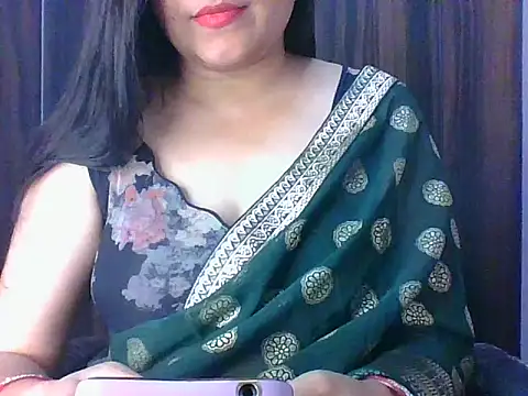 santurmom online show from February 25, 2026, 5:44 pm