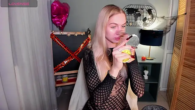 Aria69Stars online show from October 26, 2025, 3:51 pm