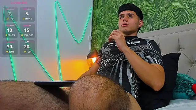 Snapshot of Nathaniel_Park chatting on December 15, 2025, 4:28 am Nathaniel Park online show from December 15, 2025, 4:28 am