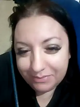 Veronica-Celie online show from January 1, 2025, 5:33 pm