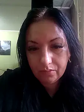 Veronica-Celie online show from October 13, 2025, 6:02 am