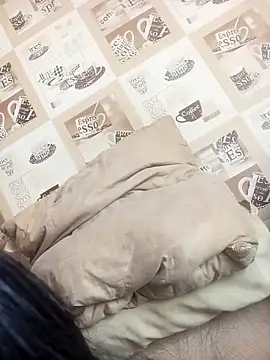 Veronica-Celie online show from March 12, 2026, 9:15 am